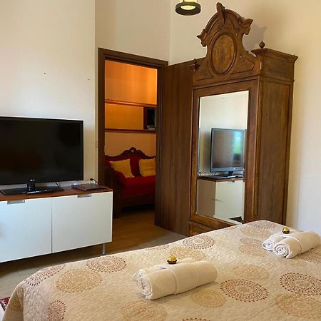Agriturismo La Ruota モンテルーポ・アルベーゼ エクステリア 写真
